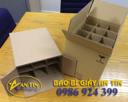 thung-carton-co-vach-ngan-4