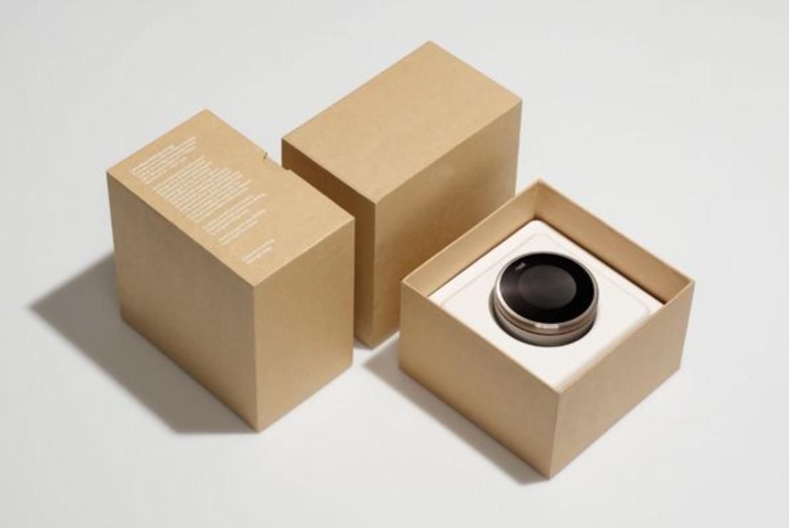 Thùng carton đựng mỹ phẩm là loại bao bì được sản xuất từ giấy carton, dùng để đóng gói, bảo vệ và vận chuyển mỹ phẩm 
